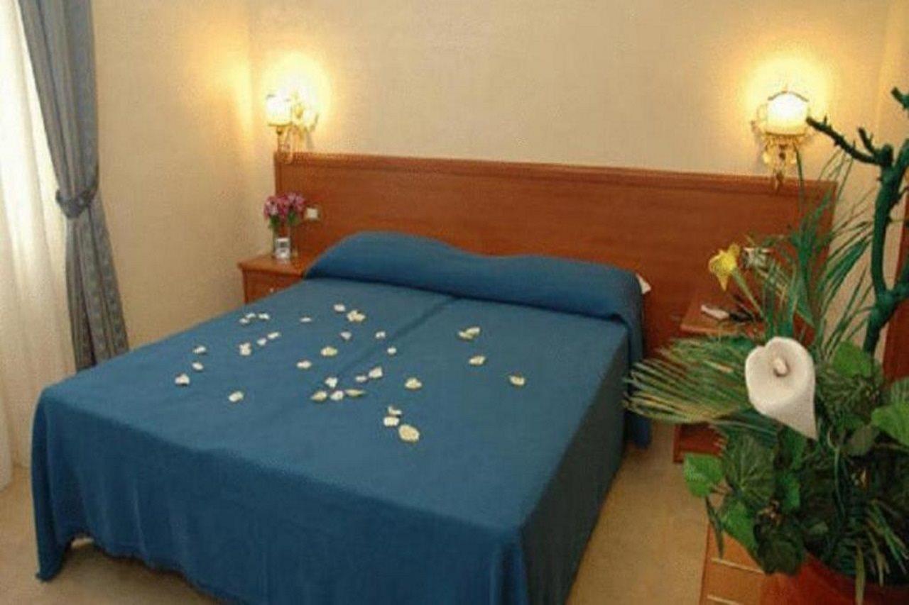 Cesar Palace Guesthouse Рим Екстер'єр фото